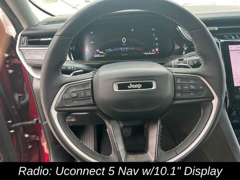 Used 2023 Jeep Grand Cherokee 4WD 4xe image 17