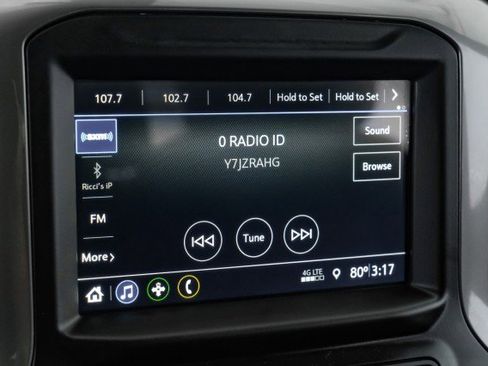 Used 2019 Chevrolet Silverado 1500 Custom w/ Custom Value Package image 22