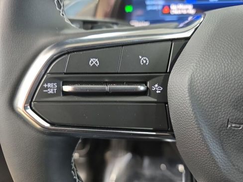 New 2026 Chevrolet Equinox EV LT image 18