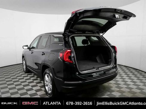 Used 2024 GMC Terrain SLE FWD image 29