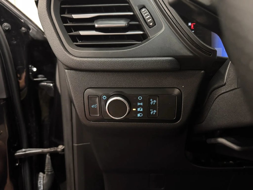 Used 2024 Ford Escape ST-Line w/ Tech Pack #1 AWD/4WD image 27