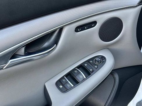 Certified 2023 INFINITI QX50 Luxe image 25