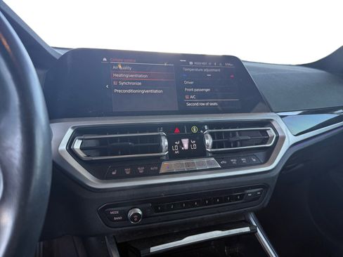 Used 2019 BMW 330i Sedan w/ Convenience Package RWD image 15