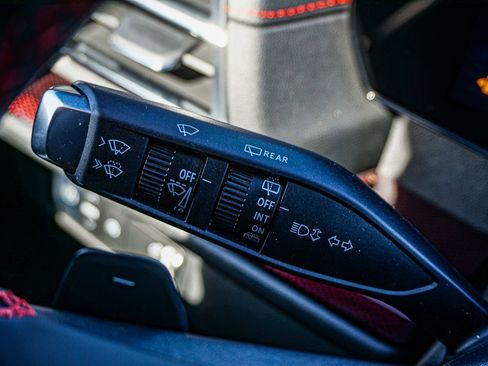 New 2026 Chevrolet Traverse RS w/ LPO, Floor Liner Package image 29