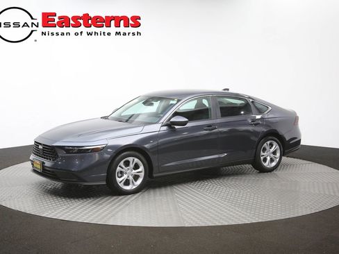 Used 2025 Honda Accord LX image 54