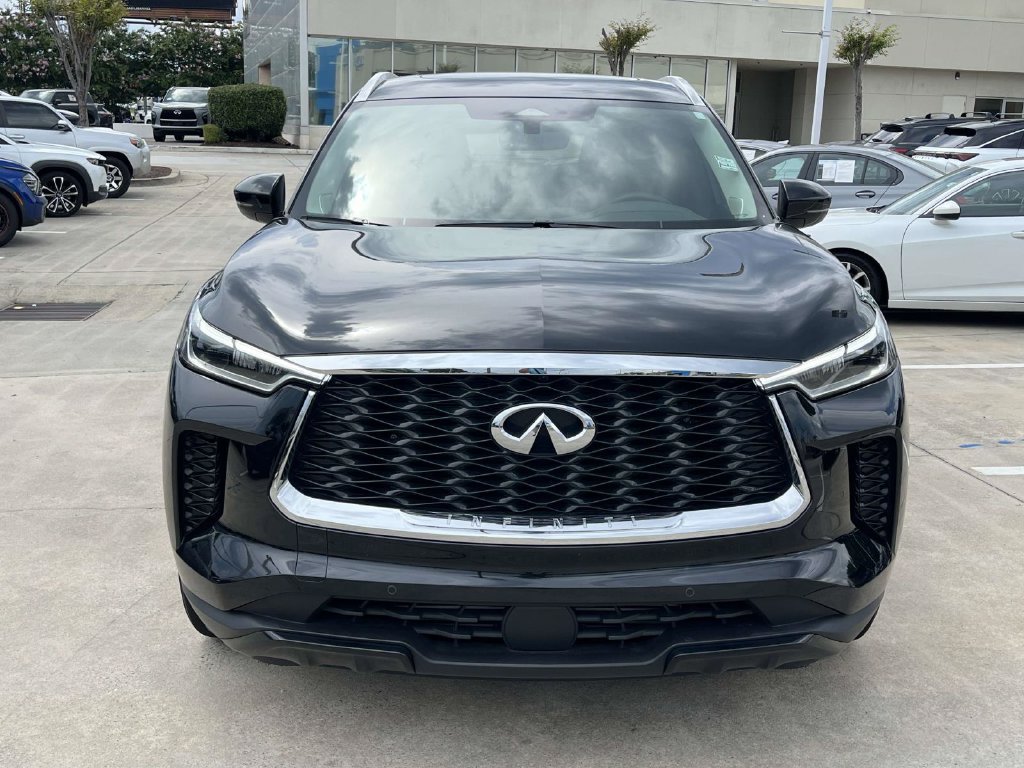 Used 2025 INFINITI QX60 Luxe FWD image 8