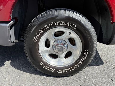 Used 2003 Ford Explorer Sport Trac XLT image 11