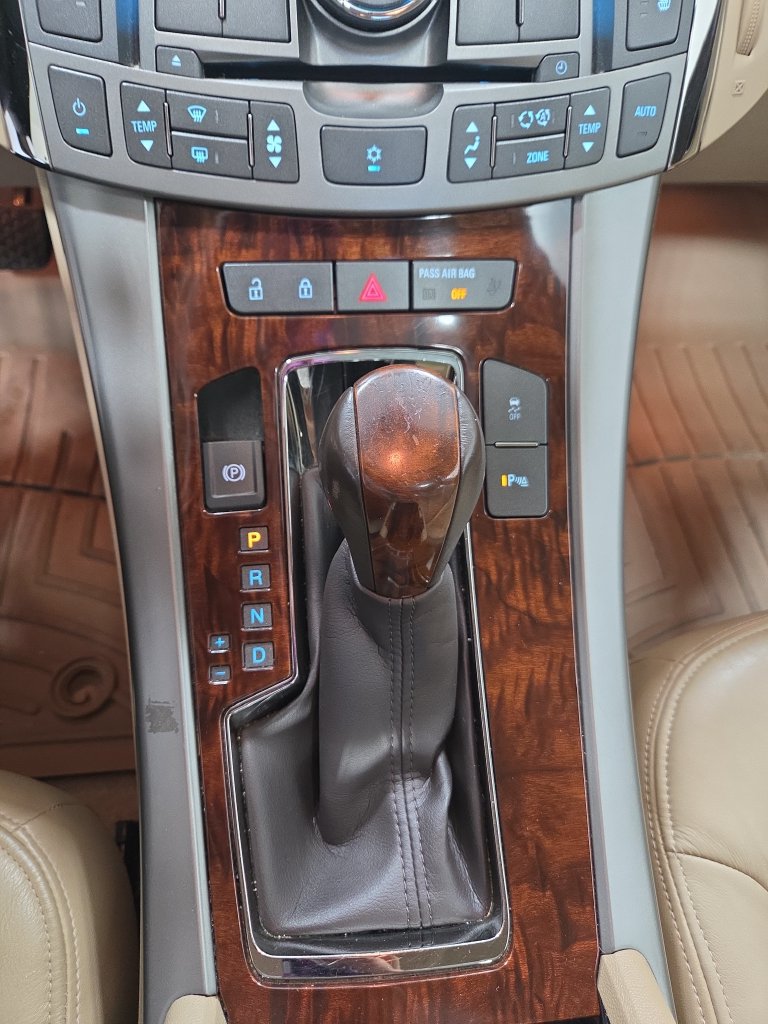 Used 2011 Buick LaCrosse CXL FWD image 39
