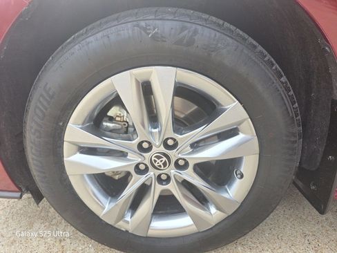 Used 2024 Toyota Sienna XLE w/ XLE Plus Package image 40