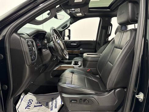 Used 2021 Chevrolet Silverado 3500 High Country image 14