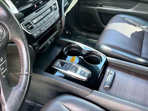 Used 2020 Honda Ridgeline Black Edition image 17