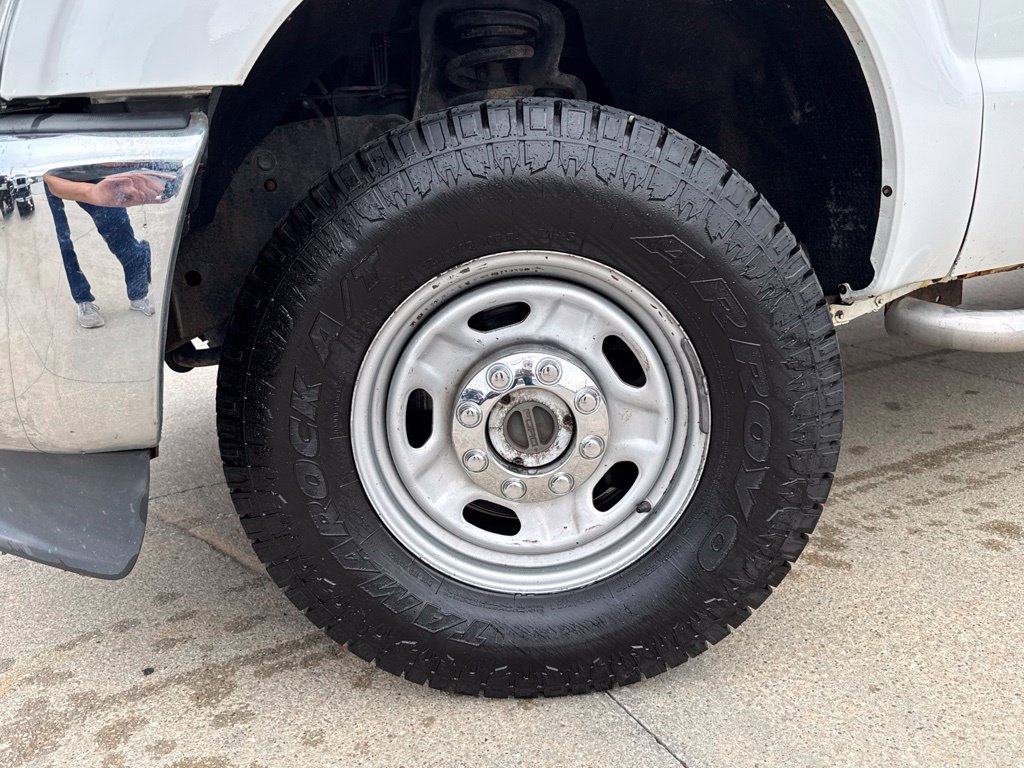 Used 2015 Ford F250 XL w/ Power Equipment Group AWD/4WD image 41