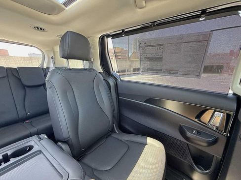 New 2026 Kia Carnival SX Prestige image 14