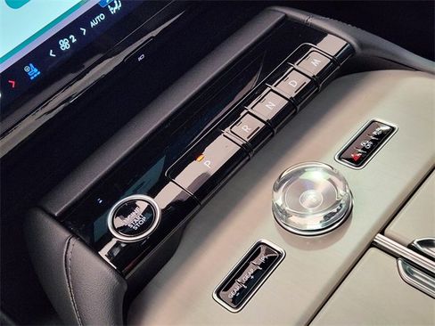 New 2025 Lincoln Navigator Reserve w/ Jet Appearance Package image 19