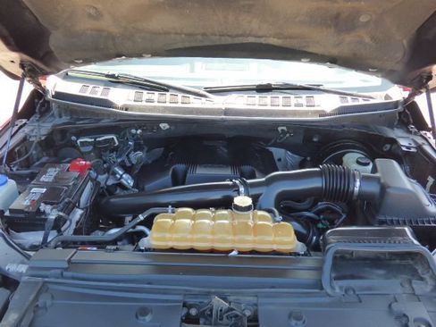 Used 2018 Ford F150 Lariat w/ Equipment Group 502A Luxury RWD image 10