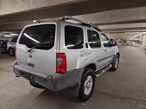 Used 2004 Nissan Xterra XE image 10