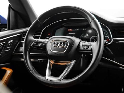 Used 2022 Audi Q8 Premium Plus w/ Premium Plus Package AWD/4WD image 21