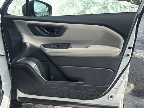 Used 2025 Subaru Forester image 16