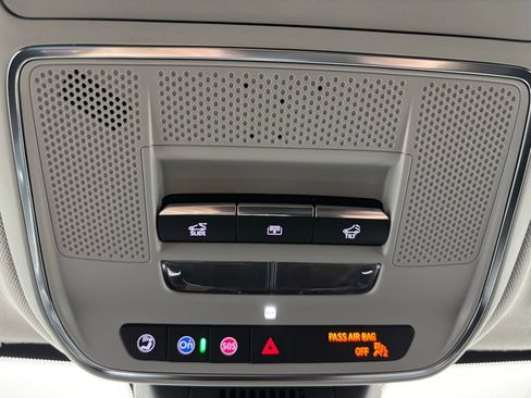 New 2026 GMC Terrain Denali w/ LPO, Floor Liner Package image 33