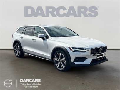 Certified 2024 Volvo V60 B5 Cross Country Plus w/ Protection Package Premier