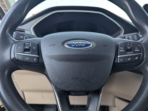 Used 2021 Ford Escape SE AWD/4WD image 19