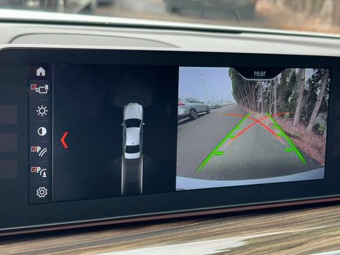 Used 2018 BMW 530i xDrive image 22