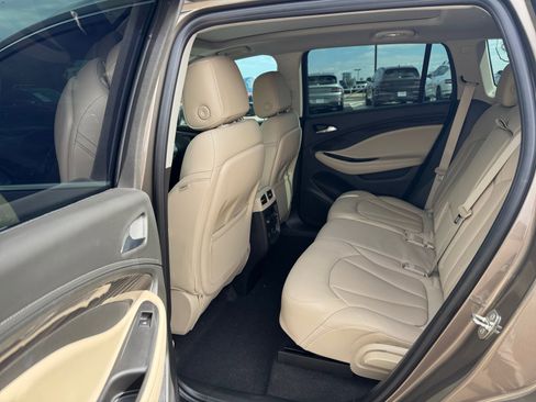 Used 2019 Buick Envision Premium w/ Driver Confidence Package image 17