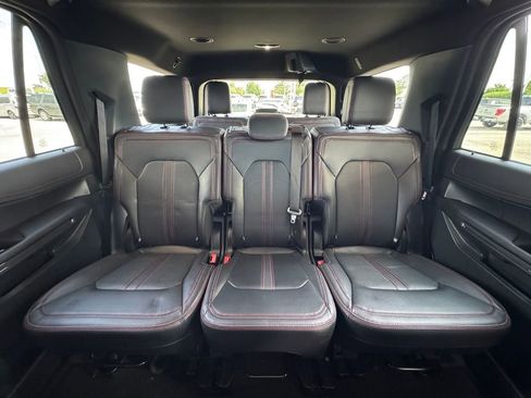 Used 2023 Ford Expedition Limited AWD/4WD image 30