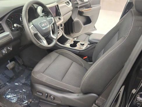 Used 2023 GMC Acadia SLE w/ Driver Convenience Package image 22