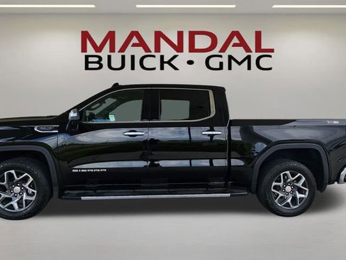 Used 2023 GMC Sierra 1500 SLT w/ SLT Premium Package AWD/4WD image 8