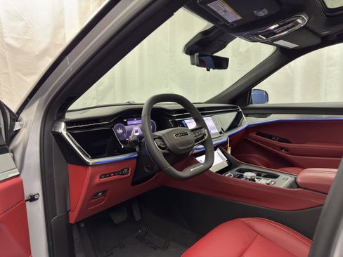 Used 2024 Jeep Wagoneer Launch Edition image 26