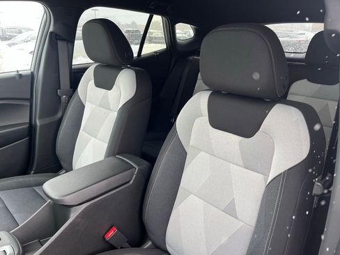 New 2026 Chevrolet Trax RS image 11