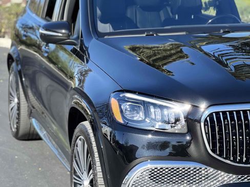 Used 2023 Mercedes-Benz Maybach GLS 600 4MATIC image 65