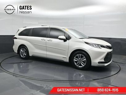 Used 2021 Toyota Sienna Limited w/ Protection Package (TMS)