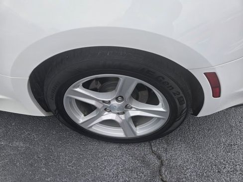 Used 2019 Chevrolet Camaro LT image 20