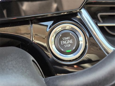 Used 2026 Chevrolet Trax ACTIV w/ Driver Confidence Package image 35