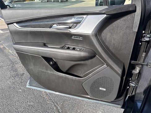Used 2021 Cadillac XT5 Premium Luxury w/ LPO, Floor Liner Package image 9