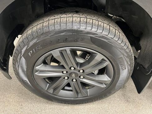 Used 2023 Ford F150 Lariat w/ Equipment Group 502A High image 18