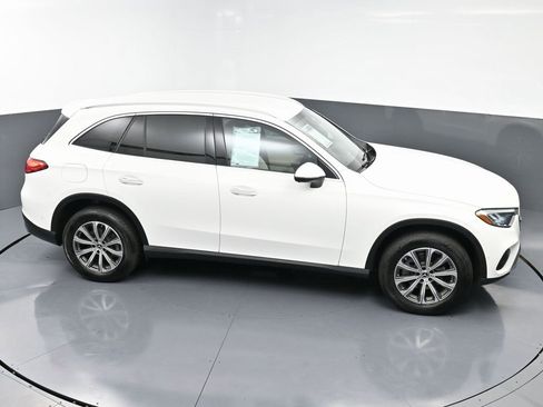 Used 2023 Mercedes-Benz GLC 300 image 47