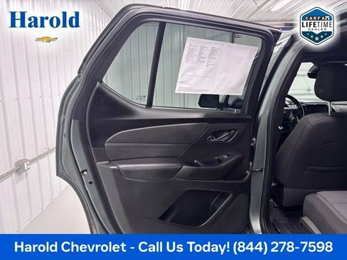 Used 2022 Chevrolet Traverse LT AWD/4WD image 13