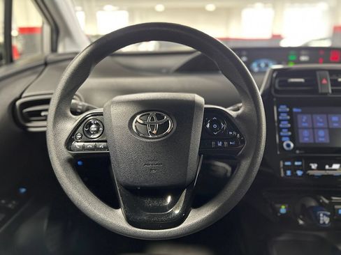 Certified 2022 Toyota Prius LE FWD image 28