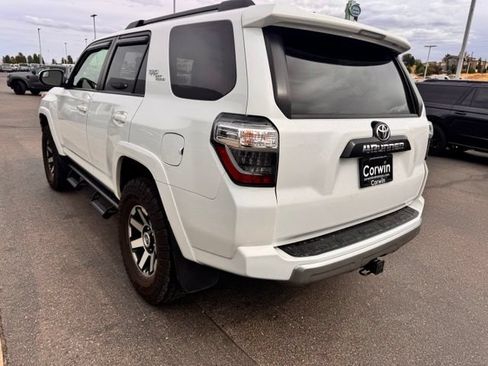 Used 2022 Toyota 4Runner TRD Off-Road AWD/4WD image 7