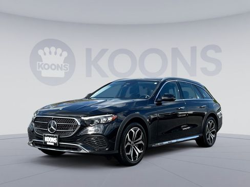 Used 2025 Mercedes-Benz E 450 4MATIC All-Terrain Wagon image 1