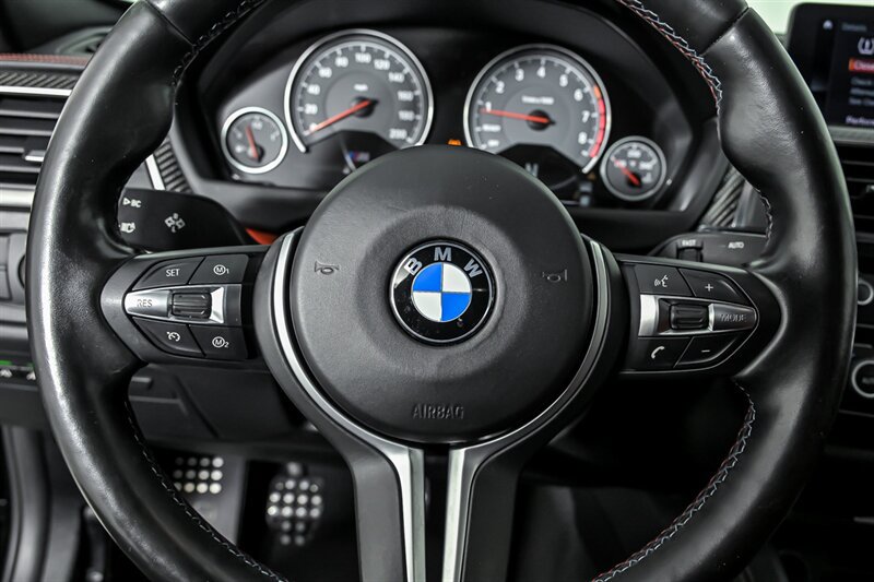 Used 2018 BMW M3 RWD image 25