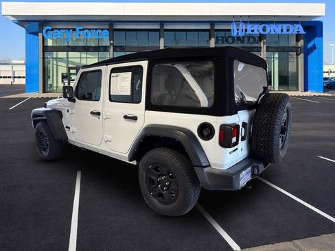 Used 2024 Jeep Wrangler Unlimited Sport AWD/4WD image 3