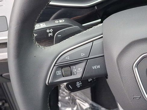 Used 2025 Audi Q7 2.0T Premium w/ Convenience Plus Package image 17