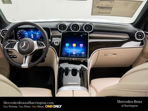 New 2026 Mercedes-Benz GLC 300 4MATIC image 11