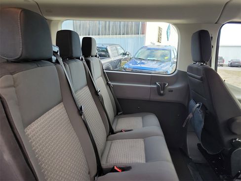 Used 2020 Ford Transit 350 XLT image 28