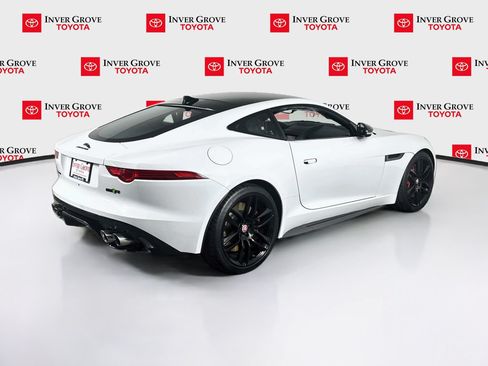 Used 2016 Jaguar F-TYPE R AWD/4WD image 5