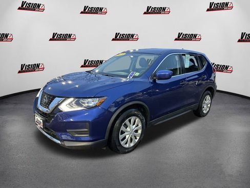 Used 2018 Nissan Rogue S image 1